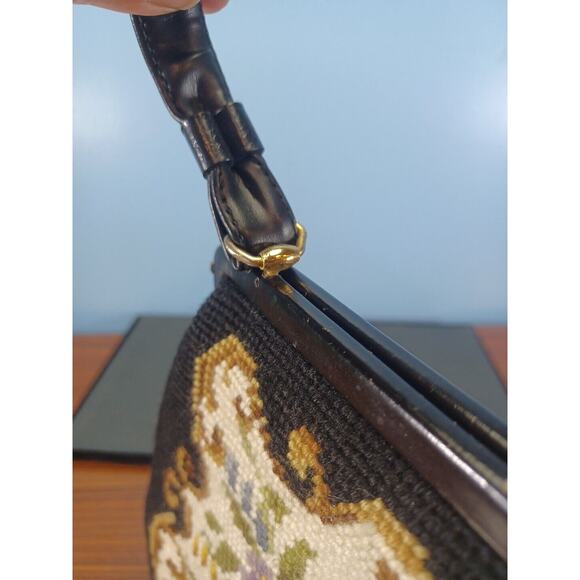 Vintage Needlepoint Embroidery Floral/Flowers Purse Handbag Top Clasp W/Receipt - Picture 10 of 14